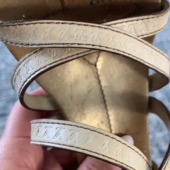 Louis Vuitton sandals - Picture 3 of 14